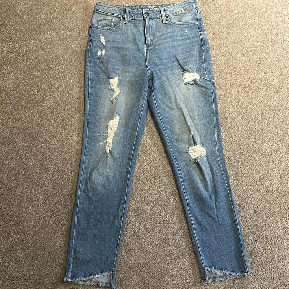 Universal Thread High Rise Straight Distressed Jeans!